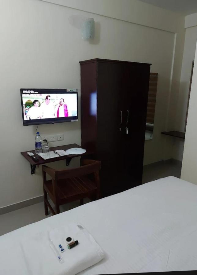 Masterkey Deluxe Rooms Kochi Eksteriør billede