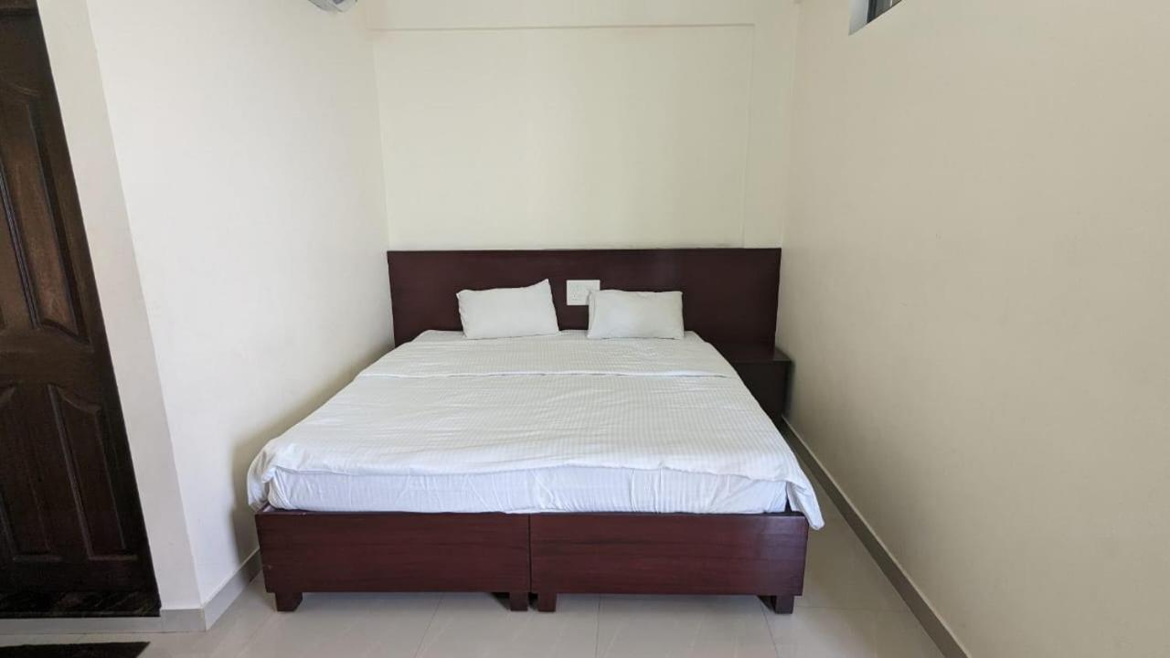 Masterkey Deluxe Rooms Kochi Eksteriør billede